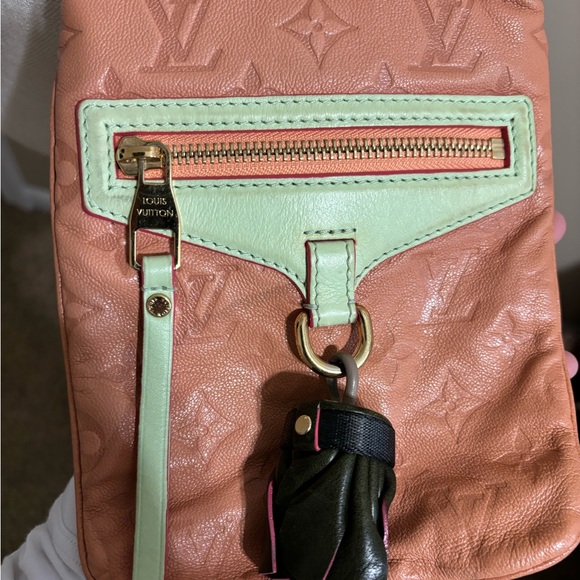 ❌SOLD❌ Louis Vuitton Monogram Underground Messenger - Picture 1 of 8